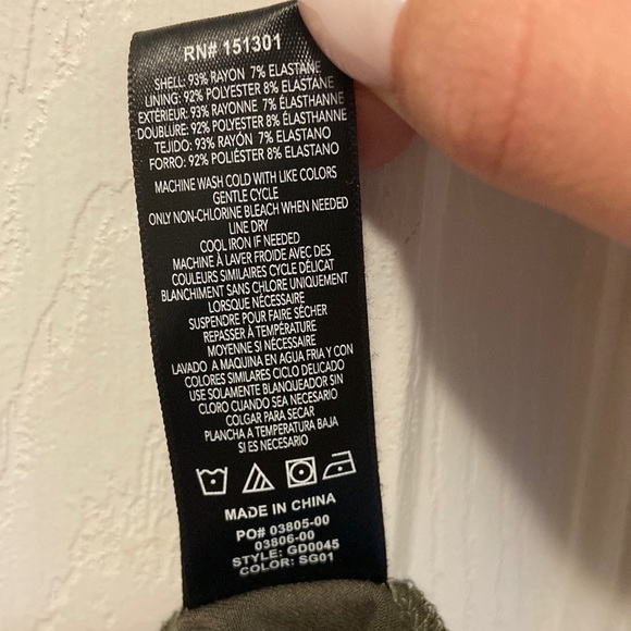 Good American dress, size 2 - Picture 10 of 10